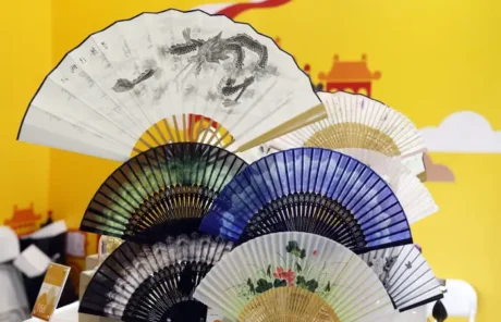 Buy Paper Fans in Shanghai - China Xian Tour: Private & Tailor-Made China Tours Buy Paper Fans in Shanghai