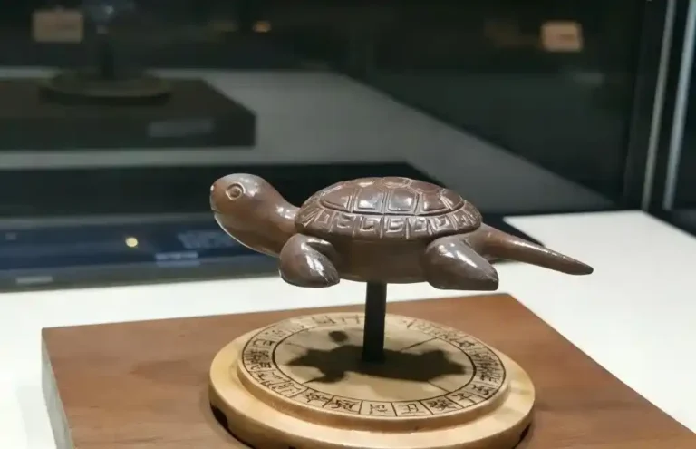 South-pointing-Tortoise - China Xian Tour: Private & Tailor-Made China Tours South-pointing Tortoise