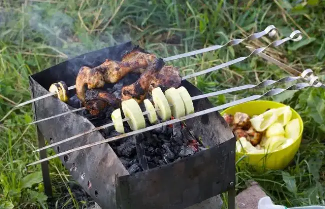 BBQ on Guanshan Grassland - China Xian Tour: Private & Tailor-Made China Tours BBQ on Guanshan Grassland