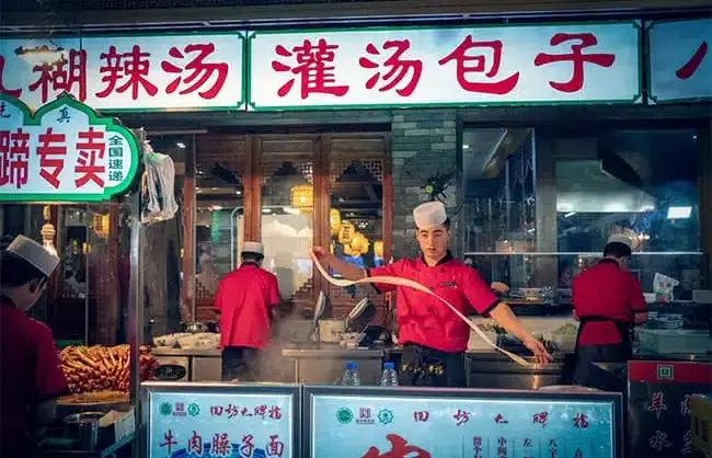 Muslim-Quarter-in-Xian - China Xian Tour: Private & Tailor-Made China Tours Xian Muslim Quarter
