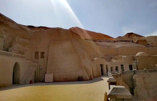 Xinjiang Bizaklik Thousand Buddha Cave