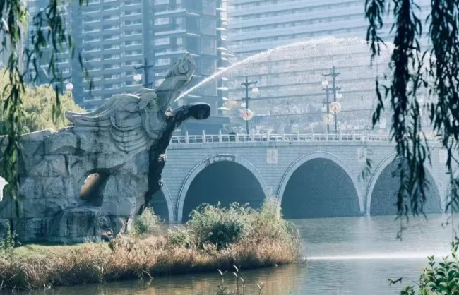 qujiang pool | China Xian Tour: Private & Tailor-Made China Tours Qujiang Pool in Xian