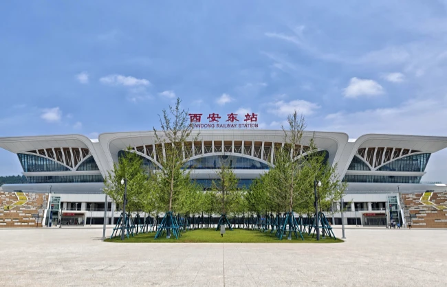xian-east-statiion | China Xian Tour: Private & Tailor-Made China Tours Xi’an East Station