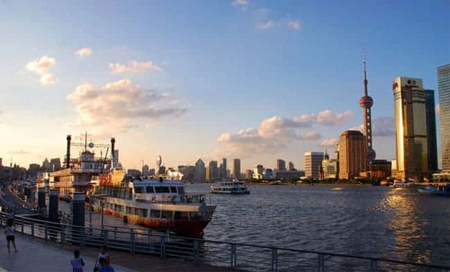 Huangpu-river-17 - China Xian Tour: Private & Tailor-Made China Tours Huangpu River