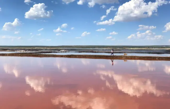 Dingbian Salt Lake 2 - China Xian Tour: Private & Tailor-Made China Tours Dingbian Salt Lake