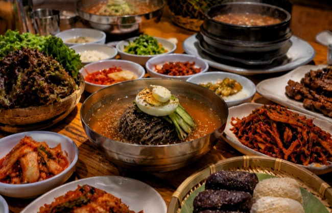 Taste Korean style lunch in Yanji