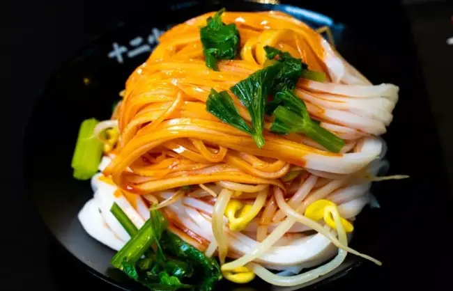 Qinzhen Cold Rice Noodles