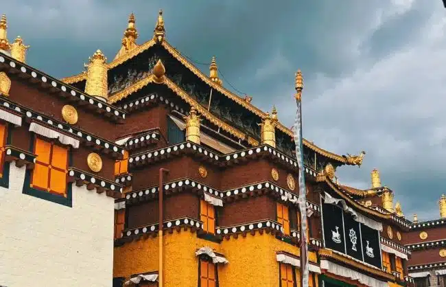 Shangri-La Songzanlin Monastery