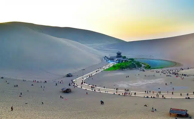 Echoing Sand Mountain & Crescent Lake