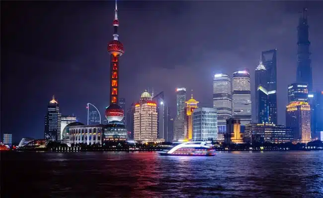 Huangpu River Cruise: See Shanghai’s Night Splendor