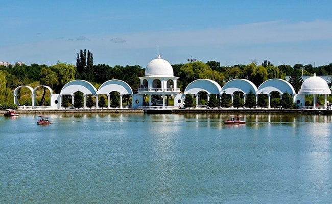 Sun Island Scenic Area