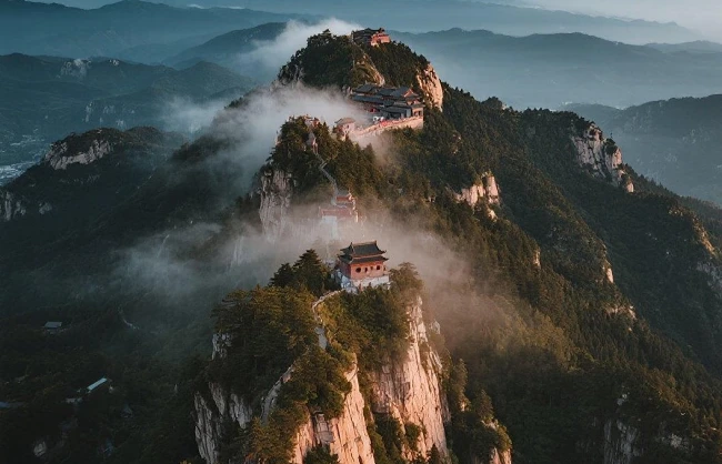 mount-tai-hides-in-the-cloud | China Xian Tour: Private & Tailor-Made China Tours mount-tai-hides-in-the-cloud