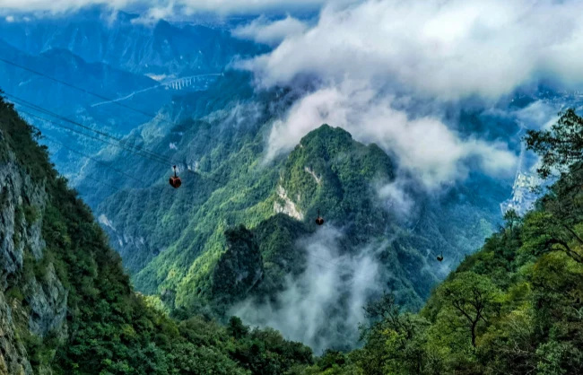 october-scenery-in-zhangjiajie-national-forest-park | China Xian Tour: Private & Tailor-Made China Tours October scenery in Zhangjiajie National Forest Park