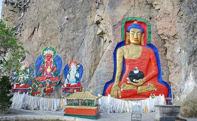 Nietang Buddha – Uncover Secrets of One of the Highest Stone Carved Buddha Statues in the World