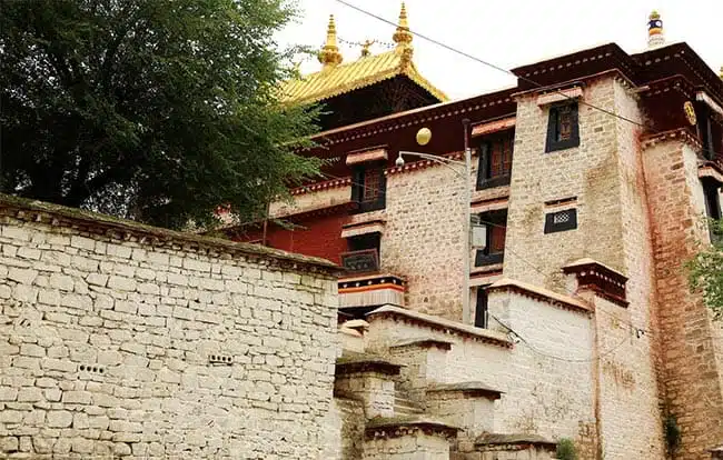 Sera Monastery – See What is Monk Debate in Tibet