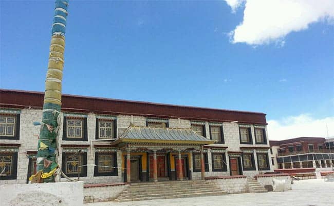 Yangpachen Monastery – A Religious Gem Near the Geothermal Wonder