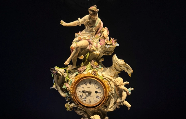 collection-in-the-clock-gallery | China Xian Tour: Private & Tailor-Made China Tours collection-in-the-clock-gallery