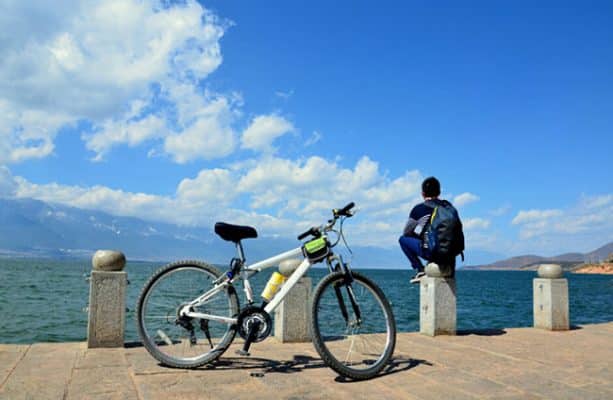 Erhai-Lake-Cycling | China Xian Tour: Private & Tailor-Made China Tours