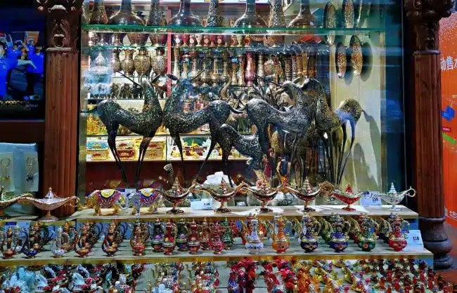 Souvenir stalls in Xinjiang International Bazaar