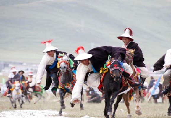 festival in tibet