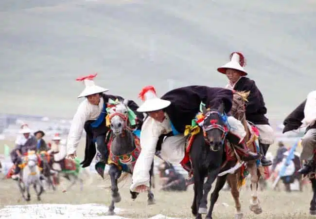 festival in tibet