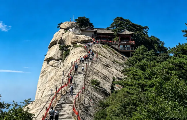 huashan-hiking-in-may | China Xian Tour: Private & Tailor-Made China Tours Huashan hiking in May
