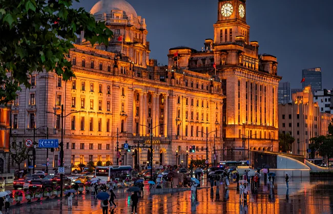 shanghai-in-rain | China Xian Tour: Private & Tailor-Made China Tours shanghai-in-rain