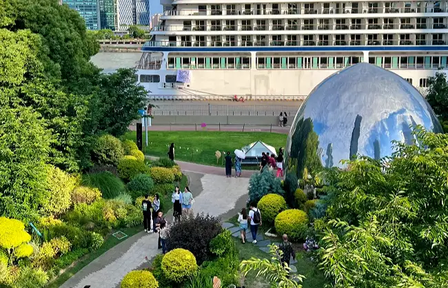 shanghai-in-summer | China Xian Tour: Private & Tailor-Made China Tours shanghai-in-summer