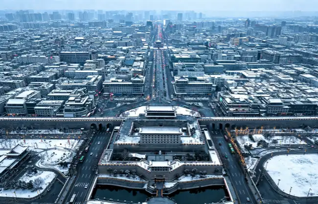 xian-city-in-december | China Xian Tour: Private & Tailor-Made China Tours Xi’an cityscape covered in snow in December