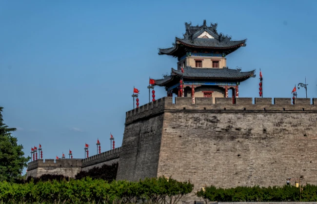 xian-city-wall-in-may | China Xian Tour: Private & Tailor-Made China Tours Xi'an City Wall in May