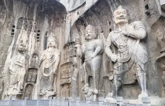 Luoyang Longmen Grottoes Day Tour from Beijing to Xian