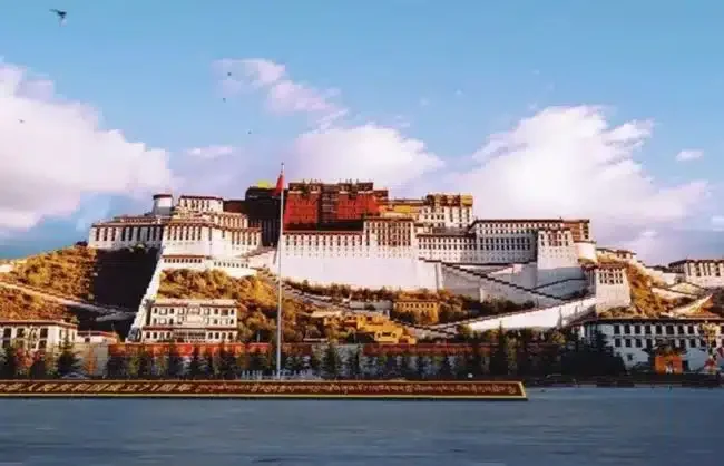 7 Days Best Scenic Tour from Lhasa to Nyingchi