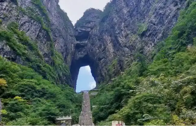 Zhangjiajie Tianmen Mountain