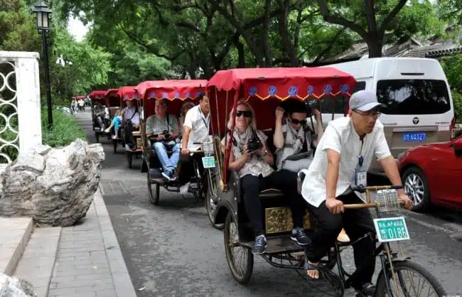 Beijing tour to Nanluoguxiang hutong