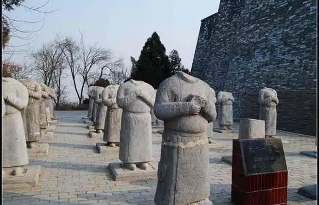 Xian-Qianling Mausoleum