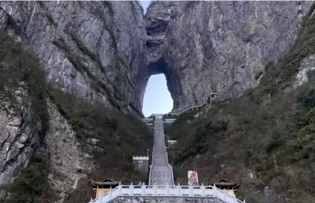 Zhangjiajie Tianmen Mountain