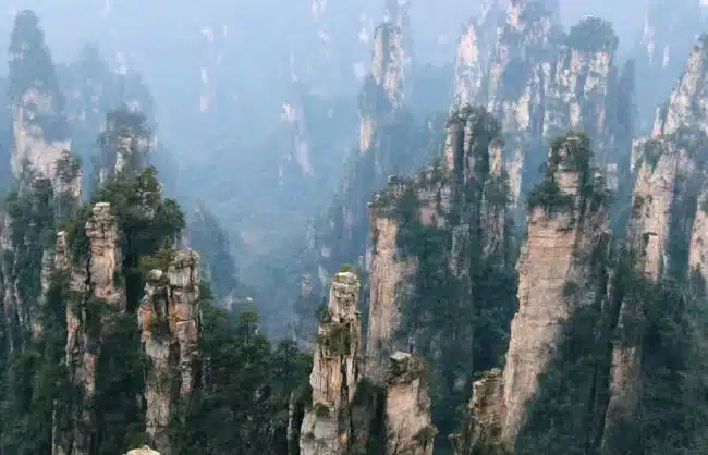 zhangjiajie Tianzi Mountain