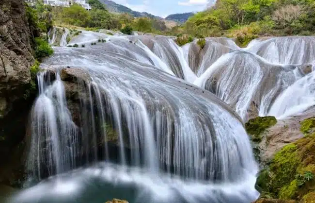 Guizhou Huangguoshu Tianxing Bridge Scenic Spot