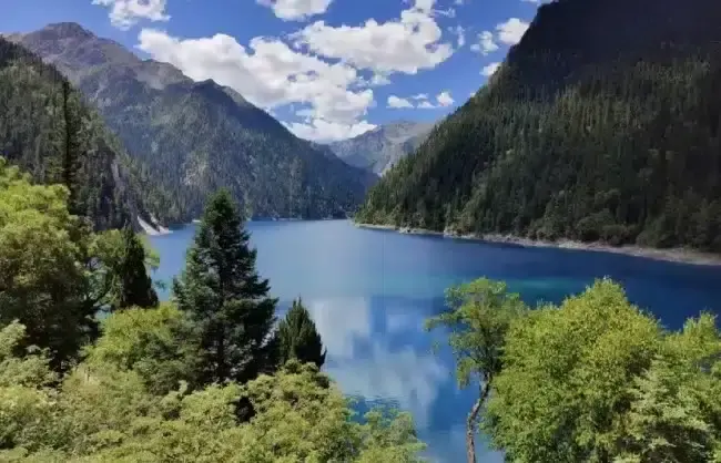 Sichuan Jiuzhai Valley
