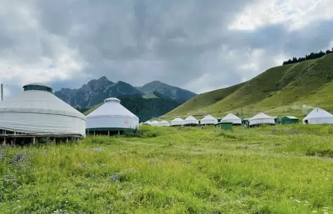 One Day Urumqi Tour with Excursion to Southern Pasture