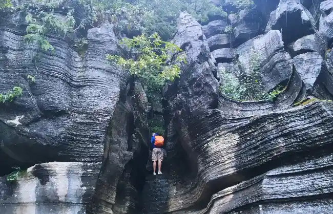 Enshi Suobuya Stone Forest