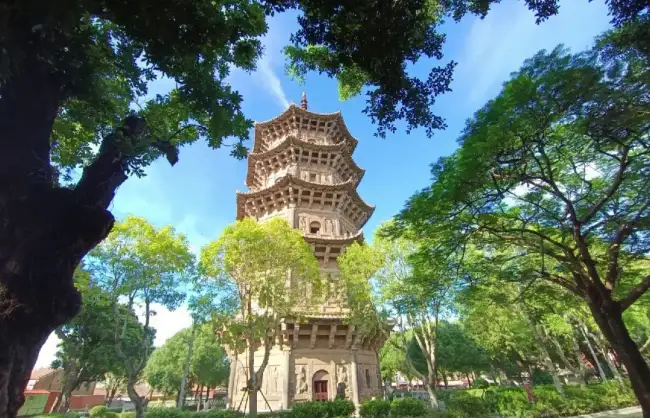 Quanzhou Kaiyuan Temple