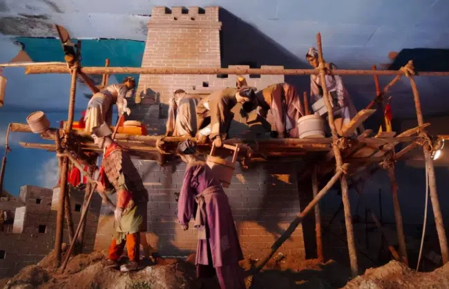 Great Wall construction
