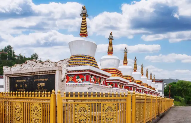 8 Days Qinghai Zhangye Badain Jaran Desert Tour