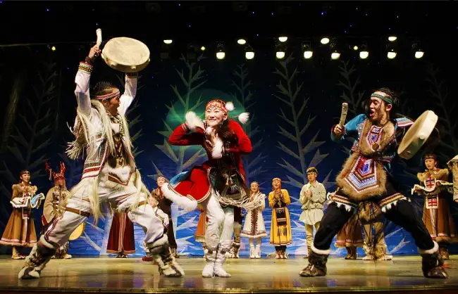 Ewenki Folk Performances - China Xian Tour: Private & Tailor-Made China Tours Aoluguya Ewenki Folk Performances