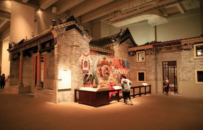 Hong Kong Museum of History - China Xian Tour: Private & Tailor-Made China Tours Hong Kong Museum of History