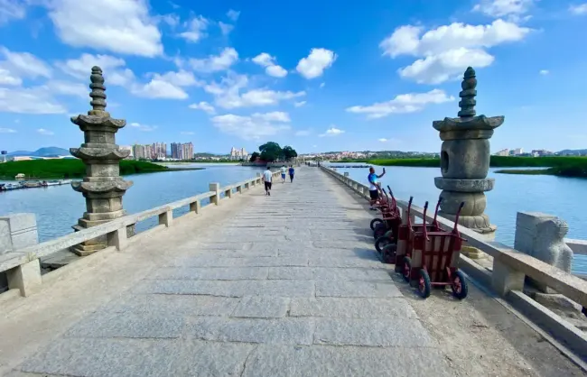 Quanzhou Luoyang Bridge
