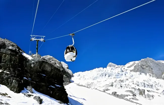 glacier-park-cable-car - China Xian Tour: Private & Tailor-Made China Tours glacier-park-cable-car Jade Dragon Snow Mountain