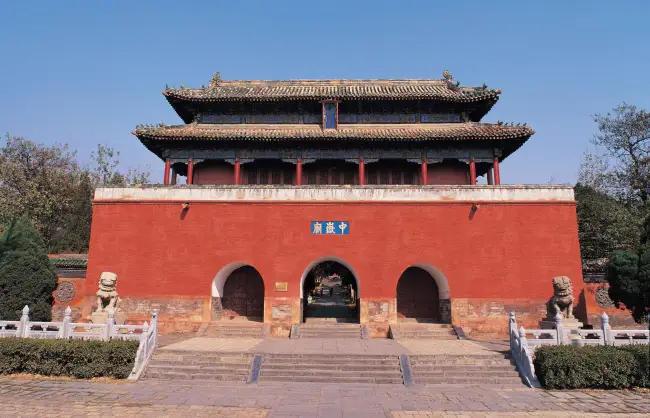 Henan Zhongyue Temple - China Xian Tour: Private & Tailor-Made China Tours Henan Zhongyue Temple