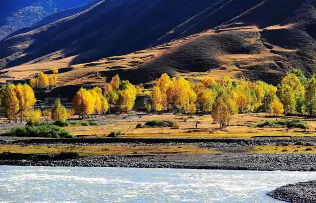 Kangding Xinduqiao - China Xian Tour: Private & Tailor-Made China Tours Kangding Xinduqiao